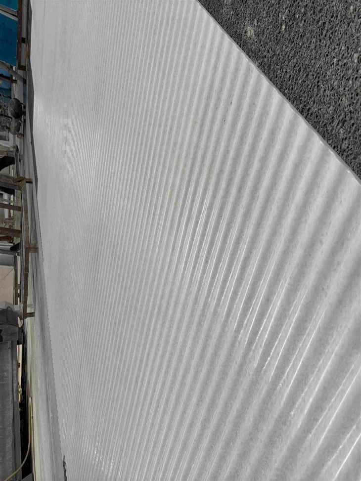 Crystal White Marble Roman Groove Plate